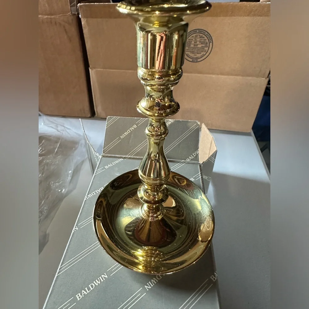 Baldwin Brass Vintage Saucer Base Candlestick - 7"
NO. 7257.030 - Picture 1 of 7
